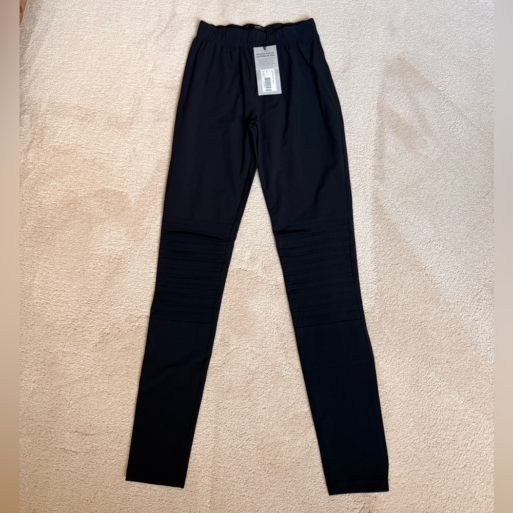 🖤Ruti Hudson Black Moto Leggings